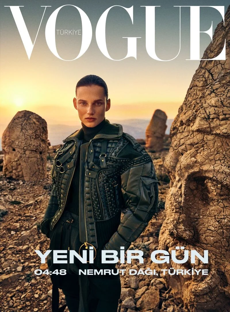 Giedre Dukauskaite's Sunrise Cover Vogue Turkey September 2021 Giedre Dukauskaite's Sunrise Cover Vogue Turkey September 2021